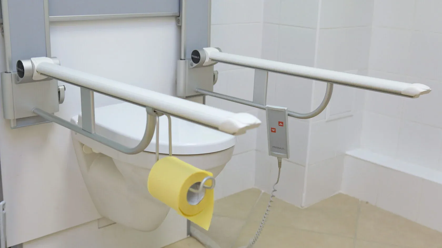 Оборудованный санузел в Клиническом Институте Мозга